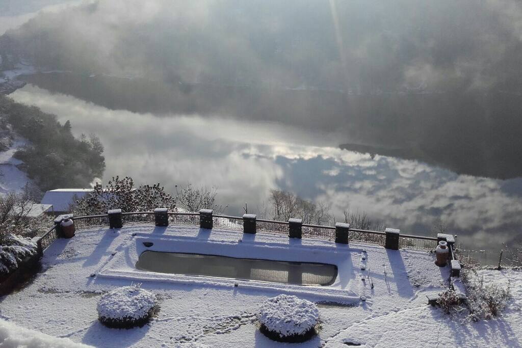 amazing view of the Moro lake