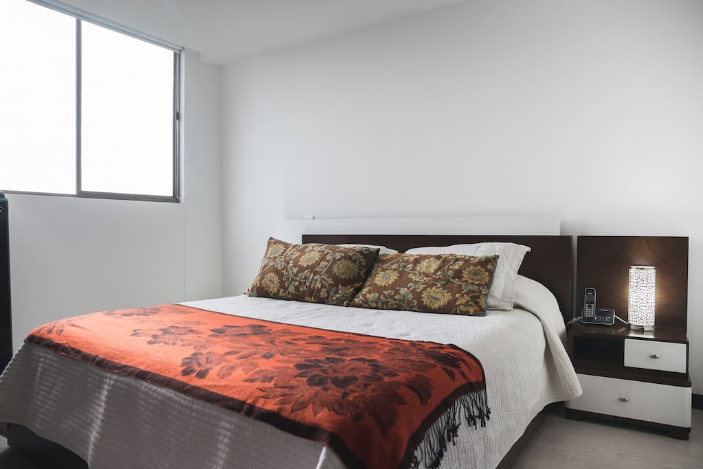 habitación principal cama extra doble