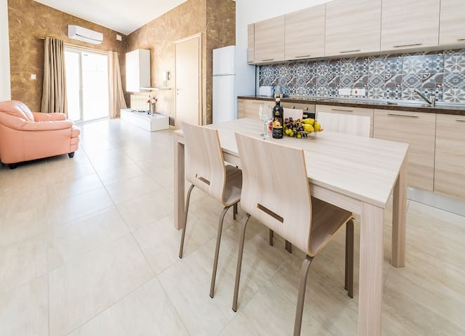 Airbnb Sliema Ferienwohnungen Unterkunfte Malta