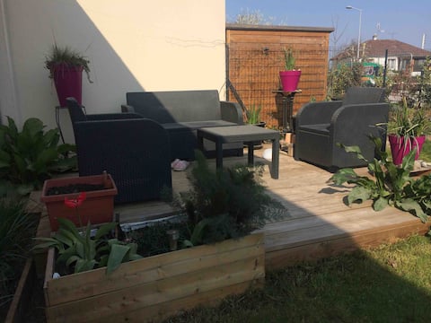 Nice quiet house from 65 m2, 500 m from the Zenith/Stadium