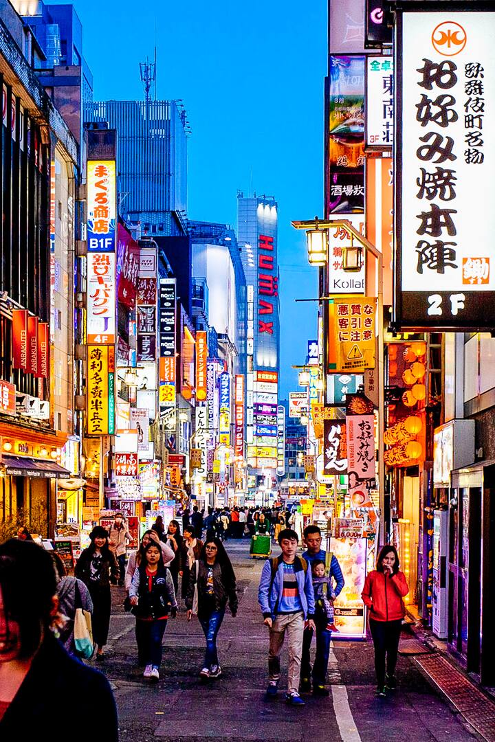 Soiree A Shinjuku Golden Gai Et Kabukicho Airbnb