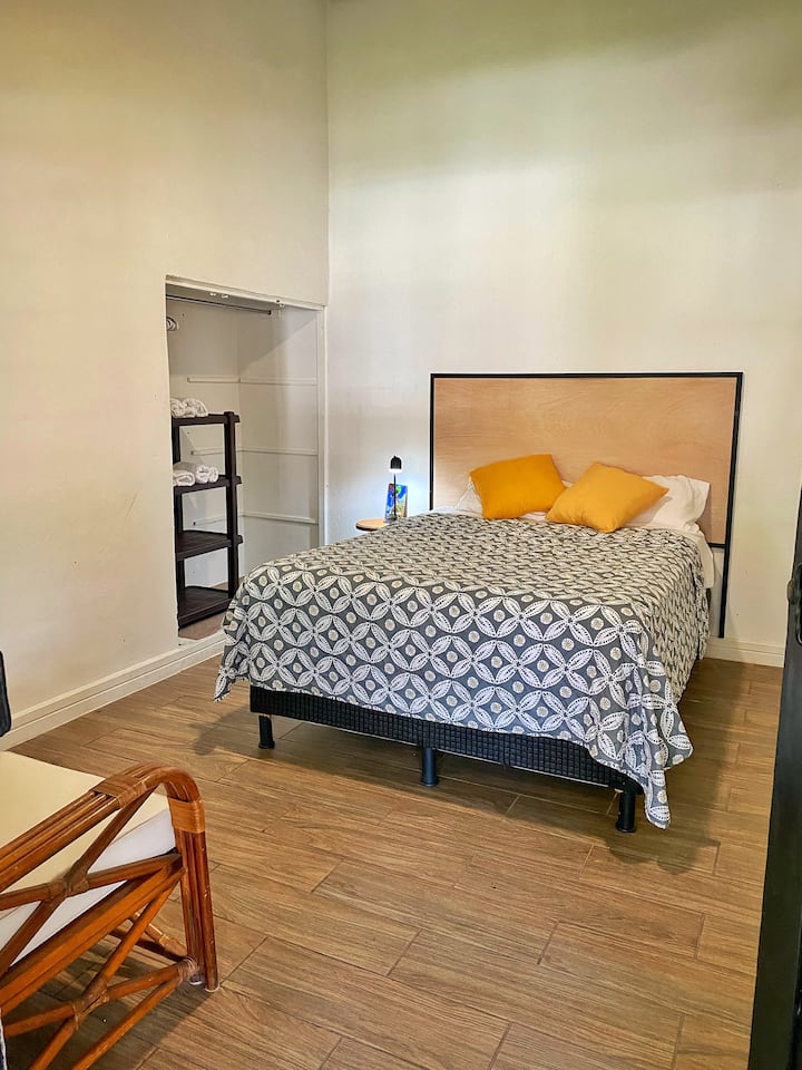 საძინებელი 2