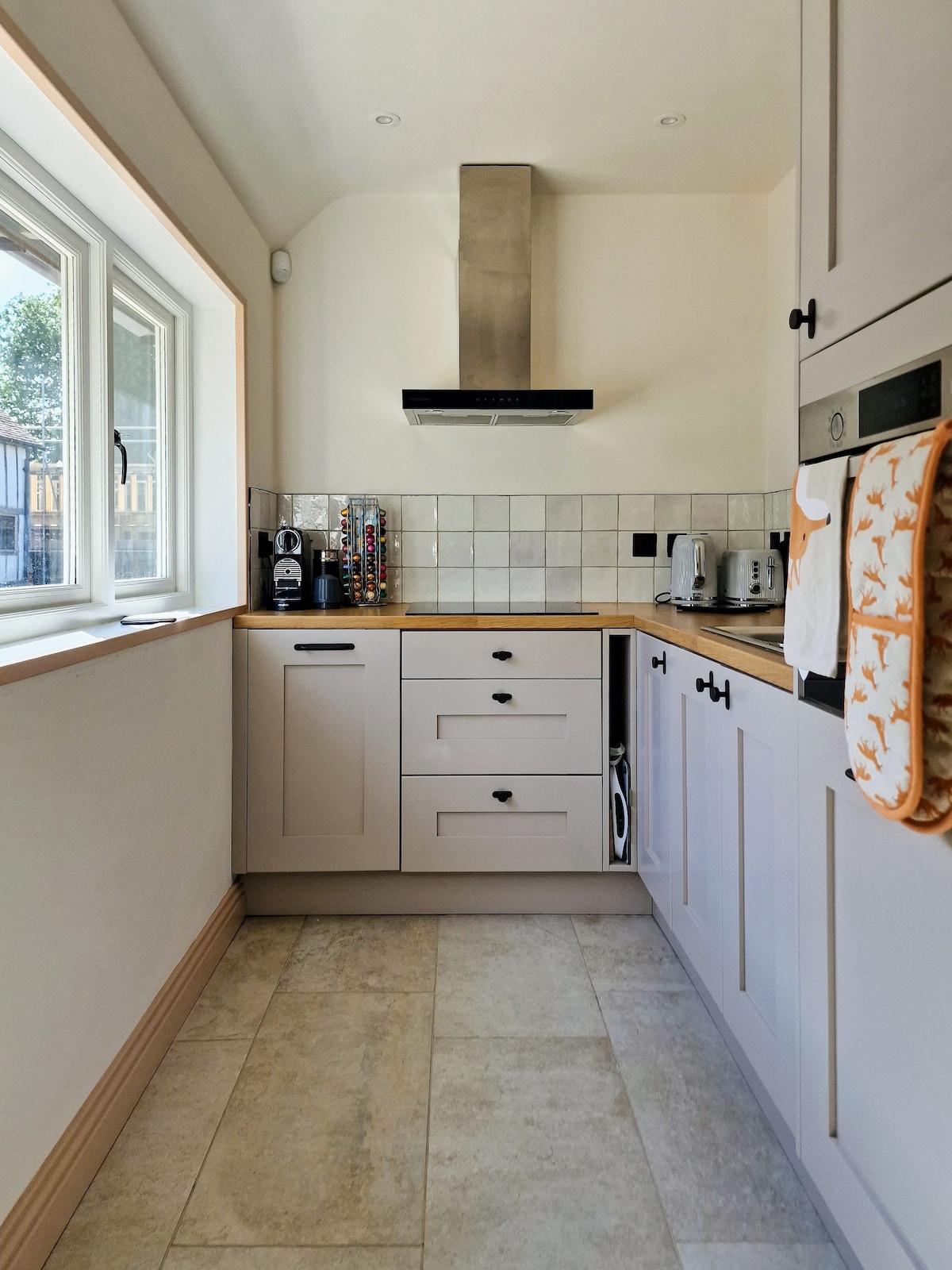 Top performing Airbnb: The Orchard Room in West Sussex