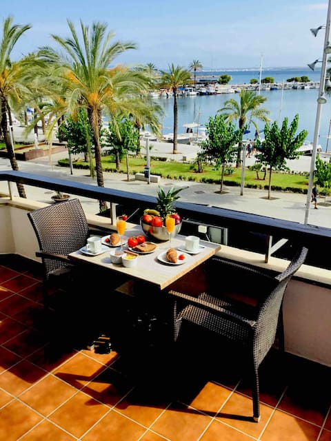 Popular Airbnb listing: Beatiful and modern apartment with sea views in Alcúdia