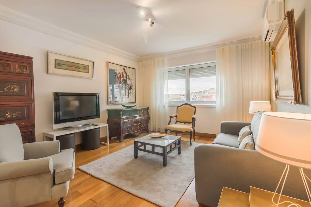 Living/Dining Room