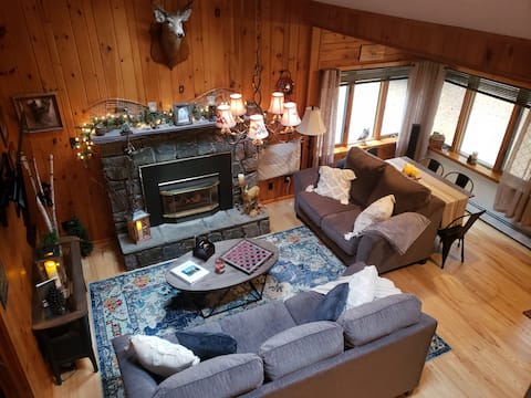 Popular Airbnb listing: Schroon River/Lake George/Gore/Adirondacks in Glens Falls