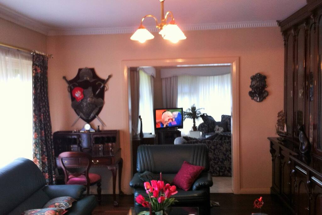 2nd Lounge