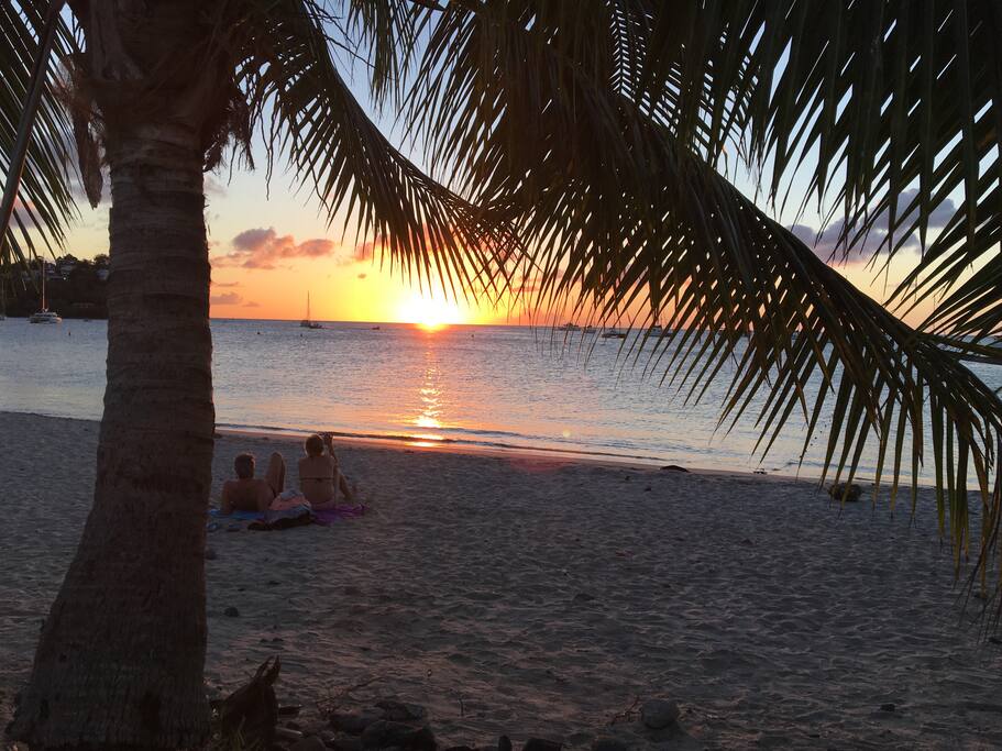 Plage de l'Anse Mitan devant le logement