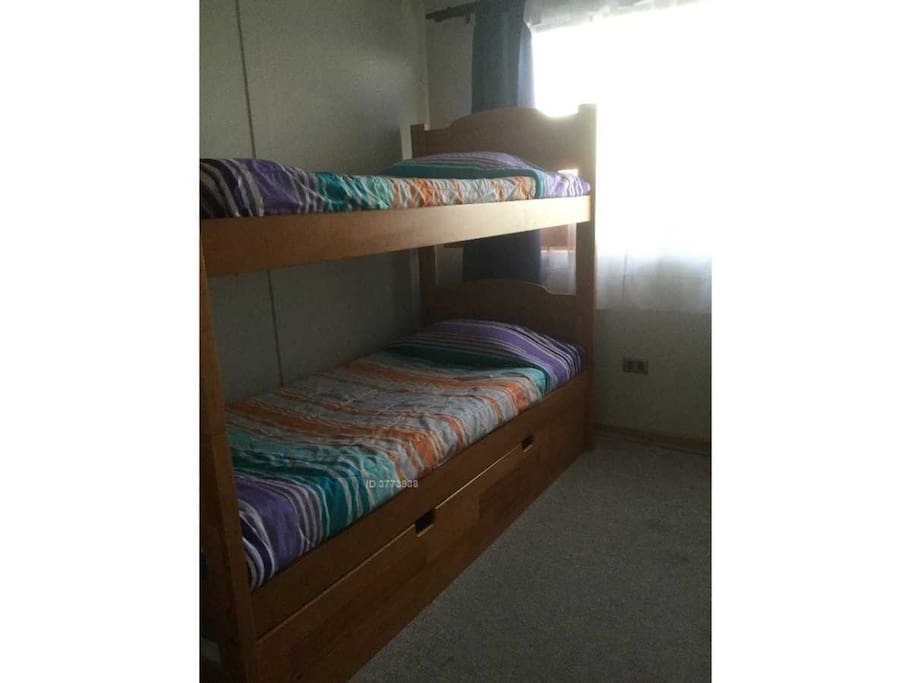 dormitorio 2, tres camas individuales