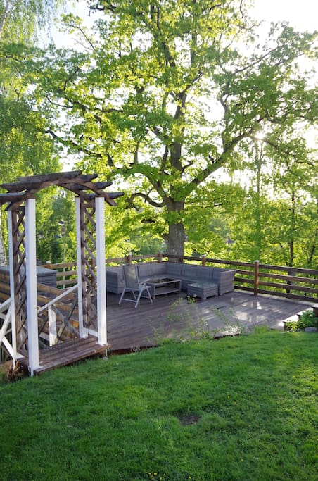 Lounge deck