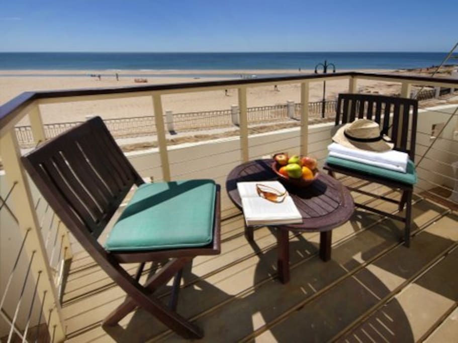 Uninterrupted sea and beach views from your south facing balcony.