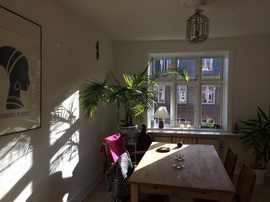dinning table