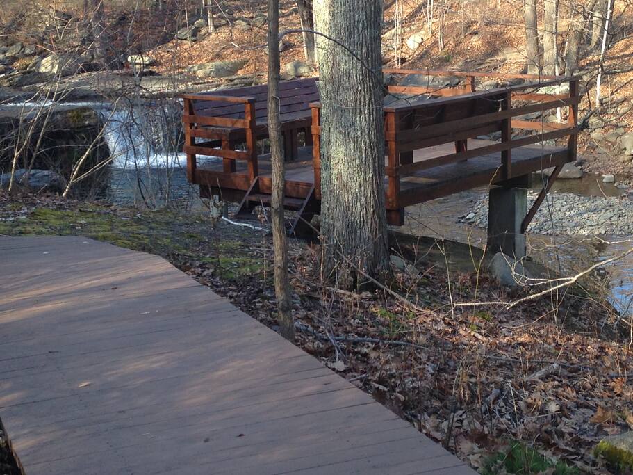 gorgeous private deck and 2 sets of dramatic waterfalls on property!