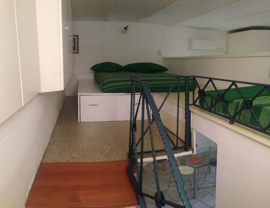 soppalco con letto matrimoniale