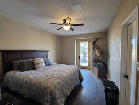 6 Bdrm Mountain Home W/ Hot Tub