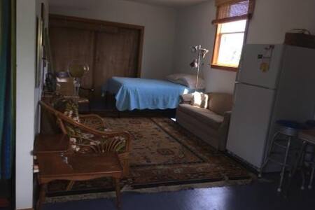 Twilight Efficiency Waves N.C. 27982 One room