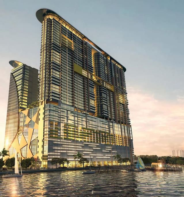 Hetten Place Melaka is (Melaka Raya) located at heart of Melaka and providing breath-taking views of the Straits of Melaka, with excellent night city view.