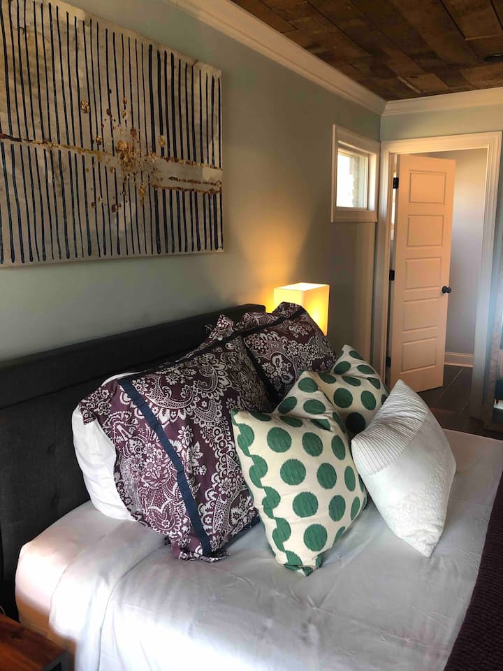 Голяма спалня.