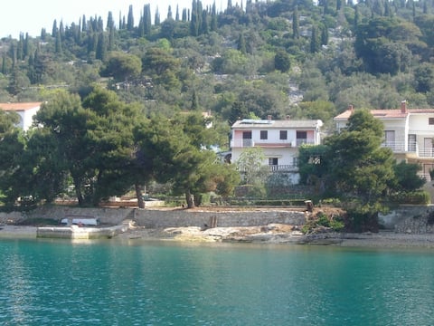 Top performing Airbnb: Apartments Višnja 1 - island Ošljak (near Zadar) in Općina Preko