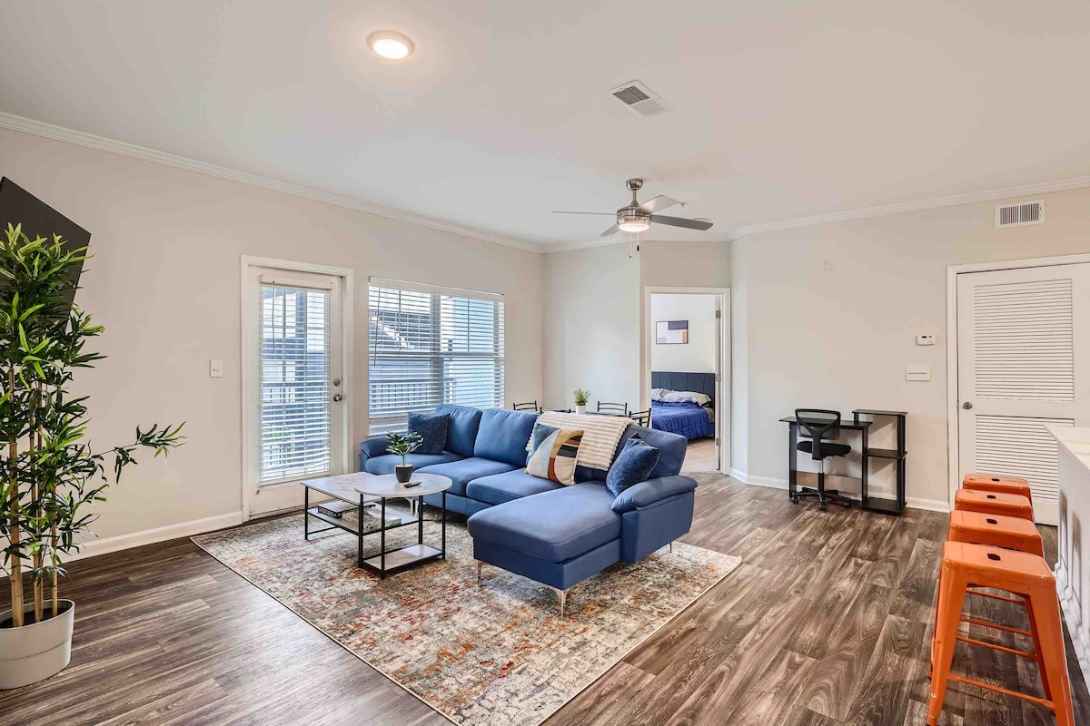 Top Airbnb: Downtown Atl Retreat w/Balcony in English Avenue