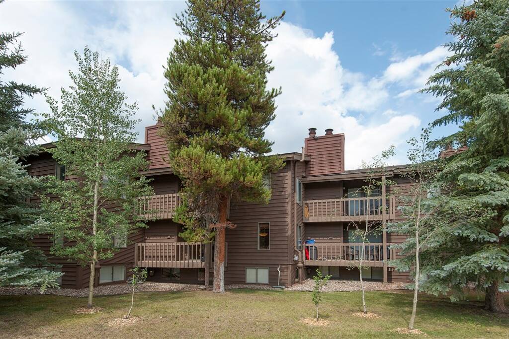 Peak One Exterior