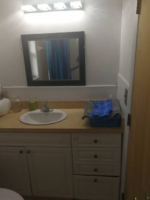 Private Bathroom for Masterroom