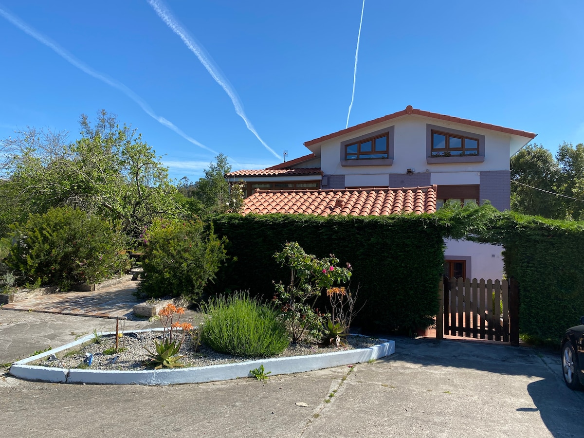 Top performing Airbnb: CASA NIEVES 3 TOURIST APARTMENT in Ribadedeva