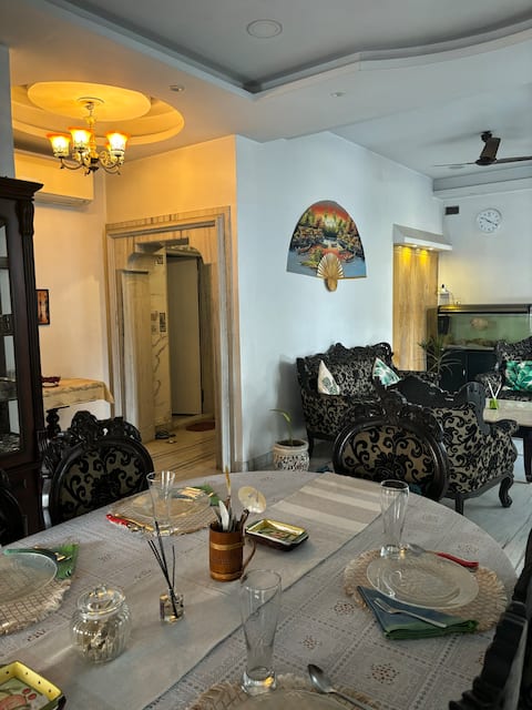 Earthy 7 Bedroom Heritage House