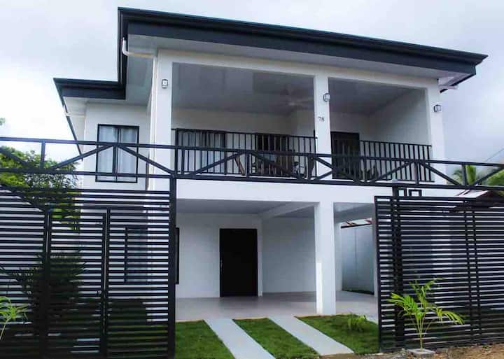 Casa Luna Uvita, accessible à pied de la plage Maisons à louer à