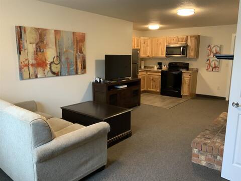 Golden Nuget Two Bedrooms King/Queen, Sofa Sleeper & Kitchen