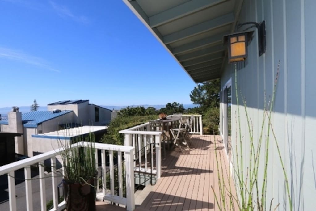 Front deck
