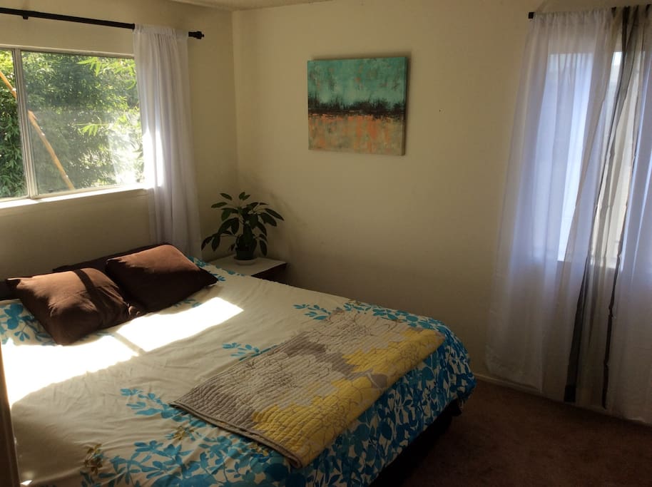 Bright cheery room to wake up in