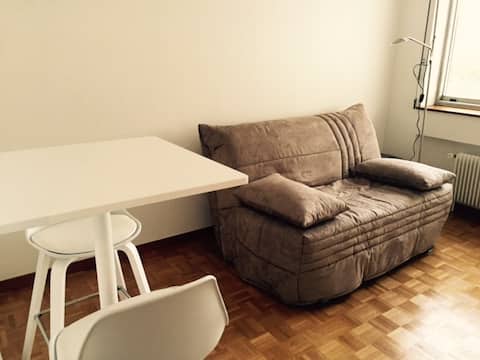 Top Airbnb: Studio near train station and city center in Besançon