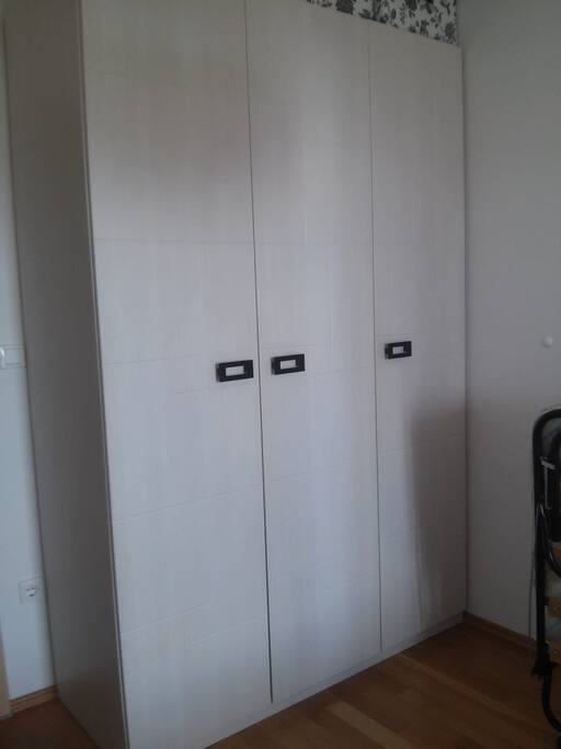 Schlafzimmer Schrank