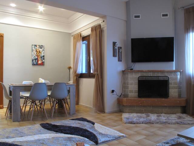 Σπίτι με κήπο