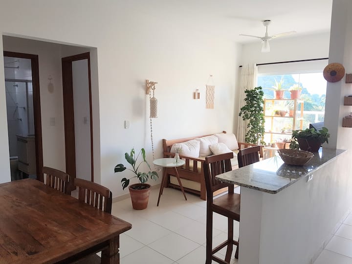 Apt close to the beach ideal for couples and families