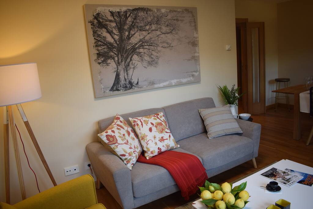 Zona de esta, comfort, vistas y Smart-TV.
