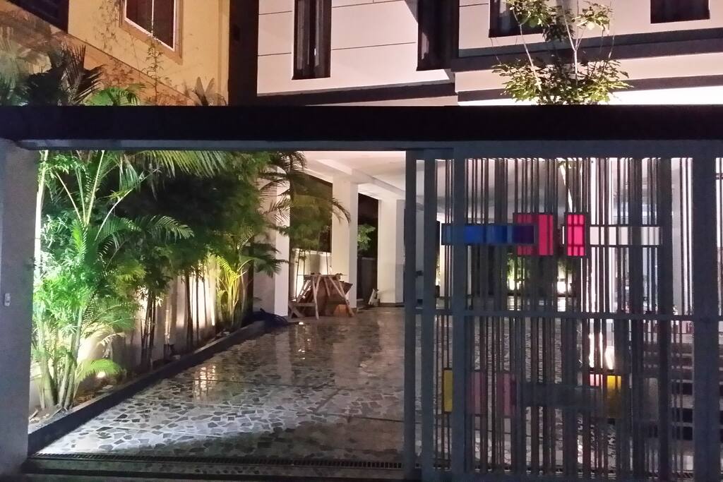 Front gate