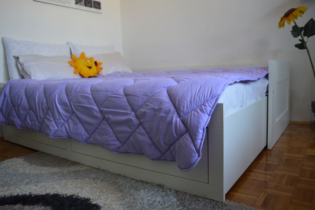 Double bed