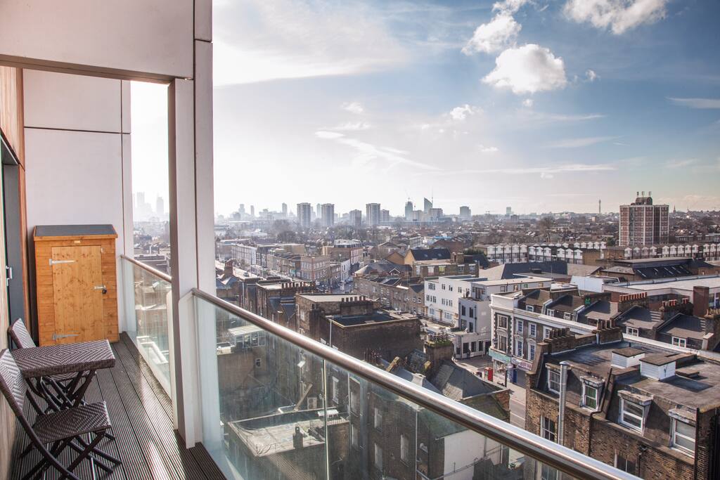 Dalston Penthouse 24 Hour Check In ️ ️ ️ Apartments for Rent in