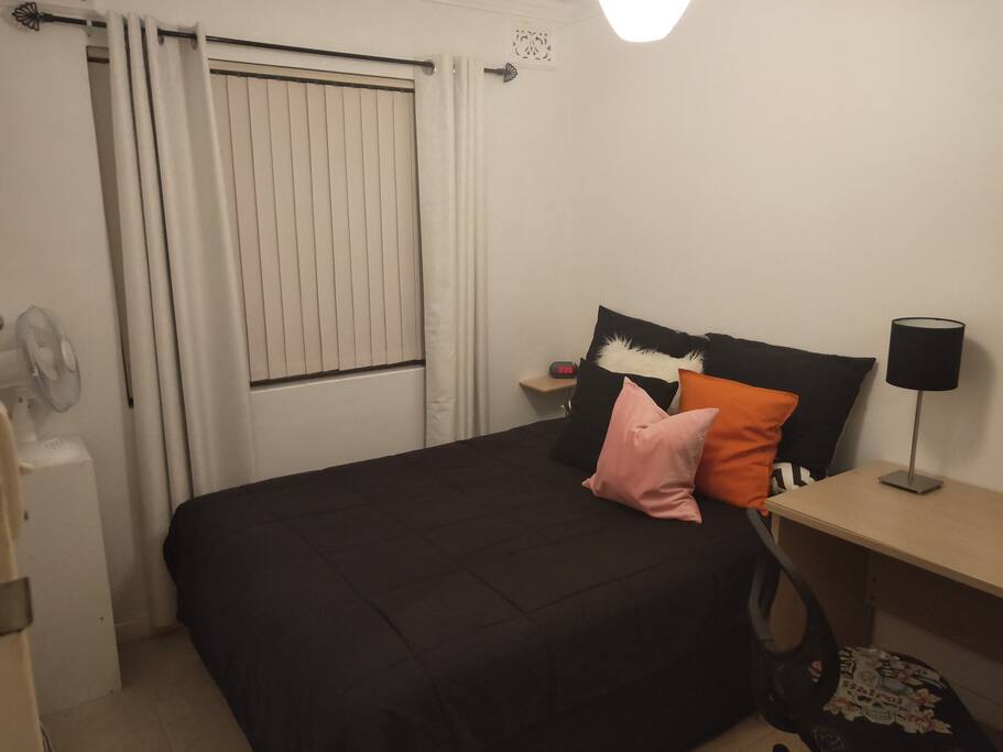 Guest bedroom