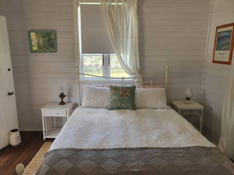 Bonalbo  B&B       "Manning Cottage"