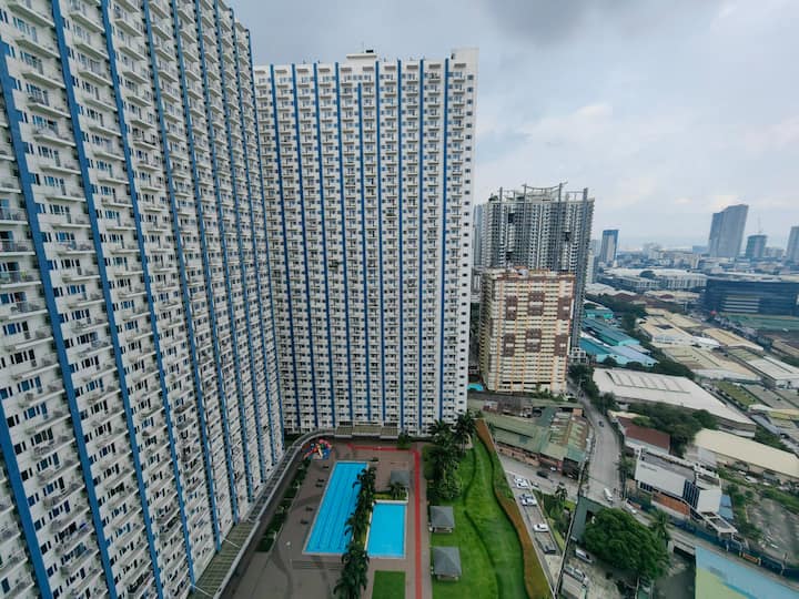 Citispace 1br Suite At Sm Light Residences #Lt04 - Makati