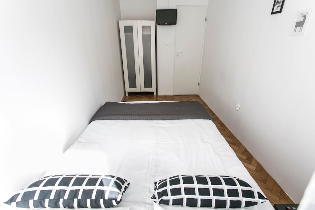 double bed bedroom