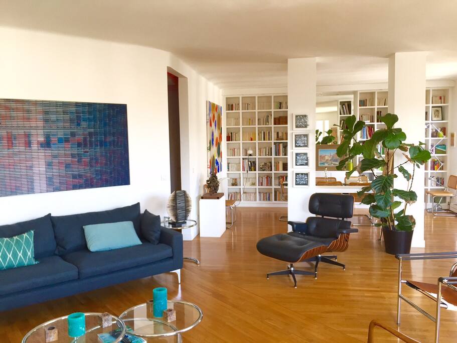 Living Room and dinning room behind: 50sqm