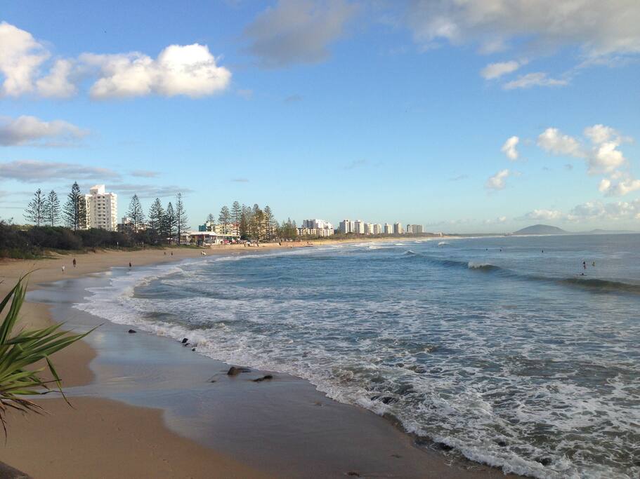 Alex Patrolled Beach - 3 Min Walk from Our Apartment