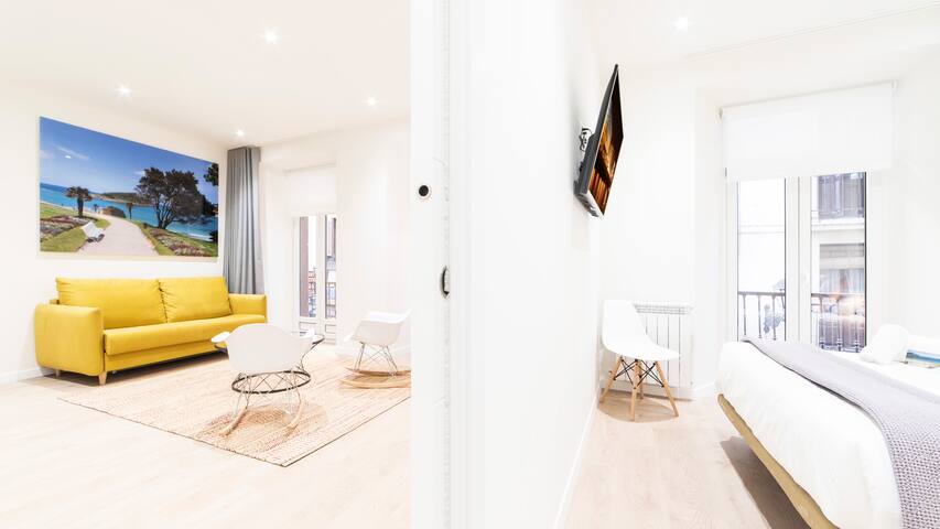 NEW AMAZING APARTMENT IN THE OLD TOWN gallery image 2