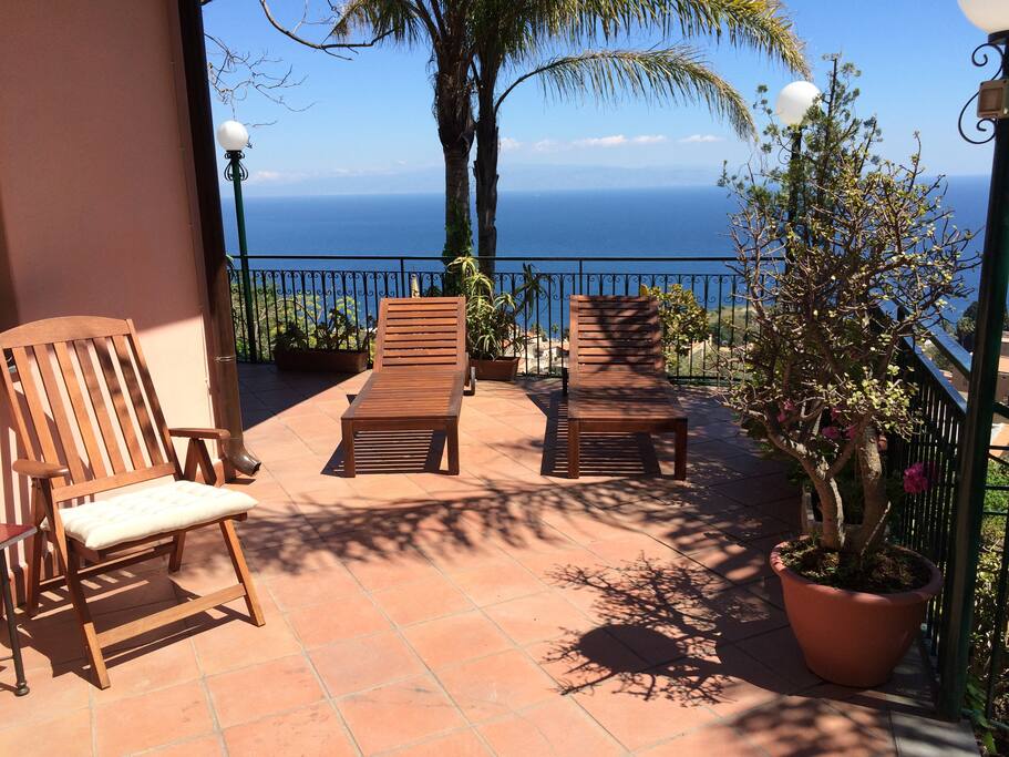 CASA LILI Sea View Terrace Garden BBQ