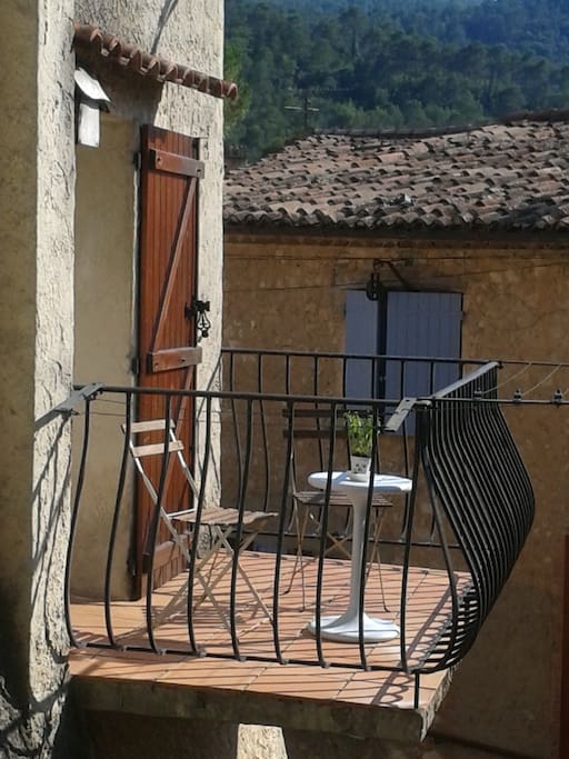 Le balcon