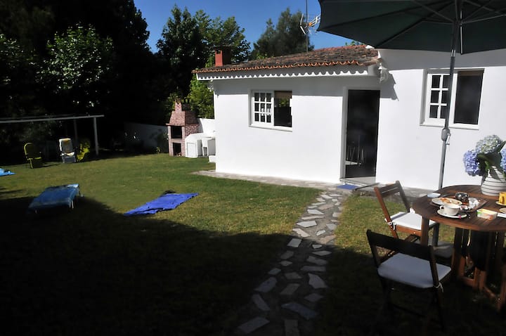 Casa Con Jardin En La Playa De Samil Casas Rurales En Alquiler En Vigo Ga Espana